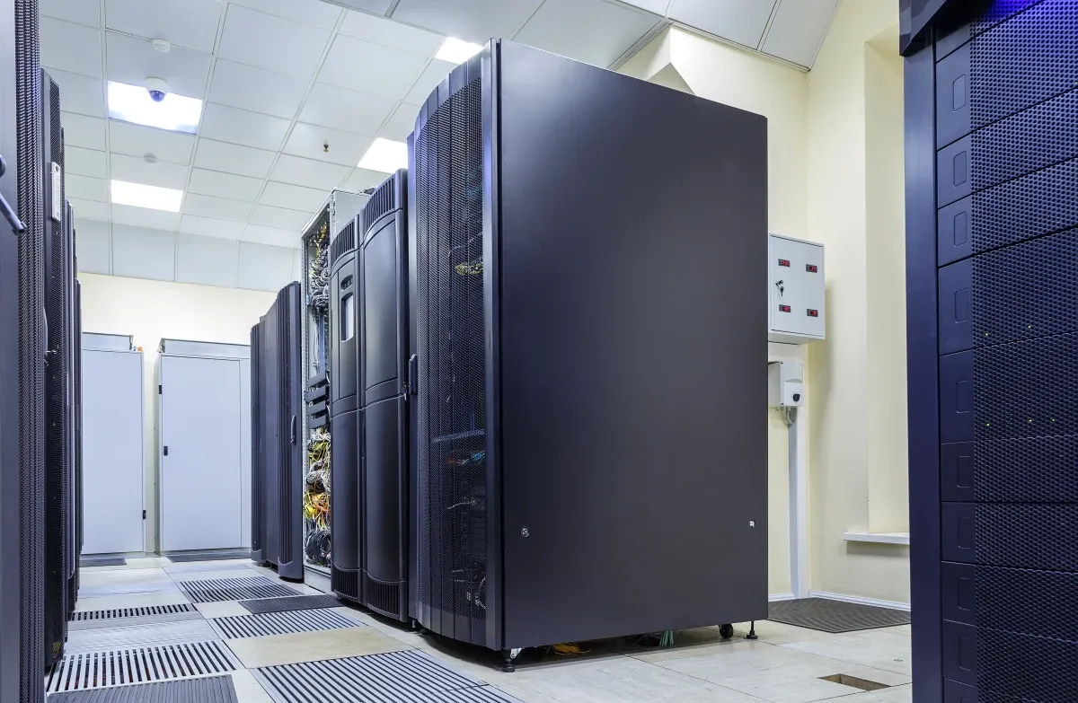 Server Market Finished 2025 with a Record of $444 Billion in Revenue