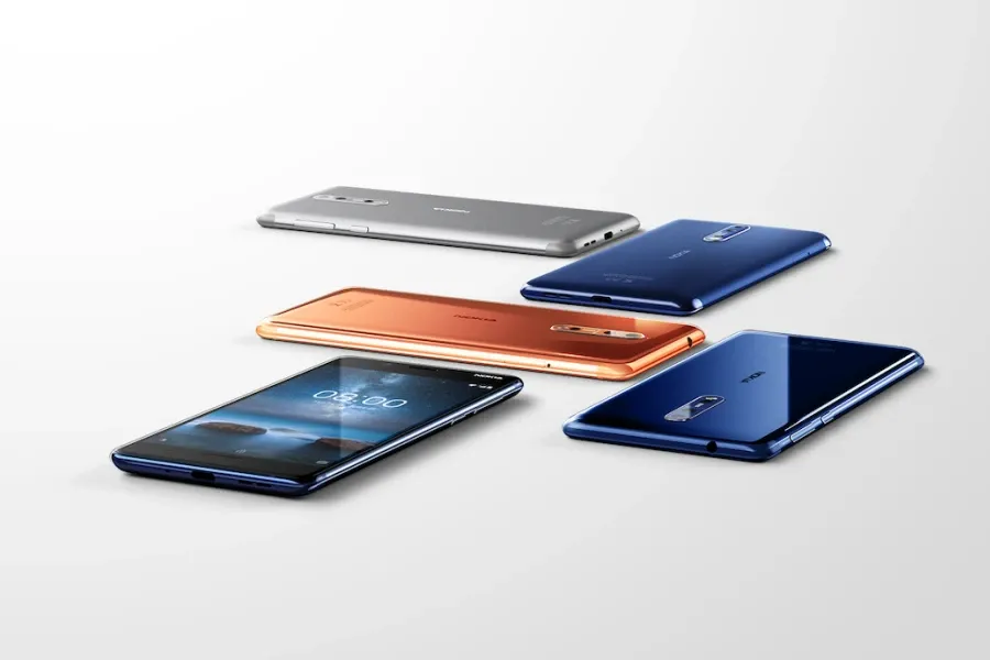 Nokia-Maker Mixes With Apple, Samsung in New Smartphone Launch