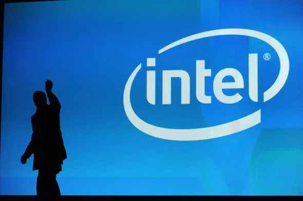 Intel Hits 17-Year High on Sales Outlook