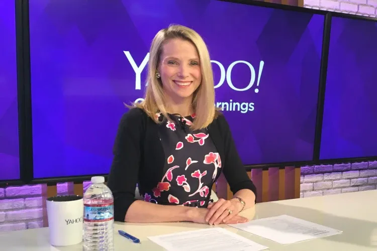 Yahoo reports 15 percent revenue decline in third quarter 2016