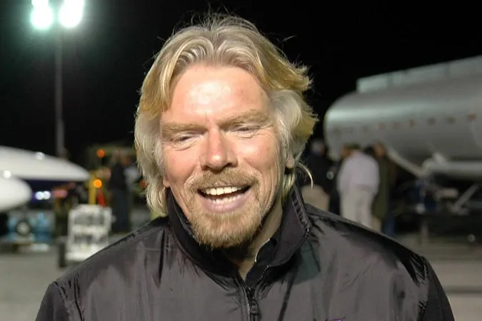 Branson Joins Hyperloop Board as It Targets $200 Million Funding