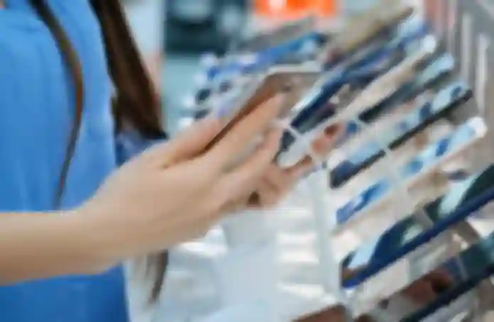 Smartphone Market Dropped by 4 Percent in 2Q26