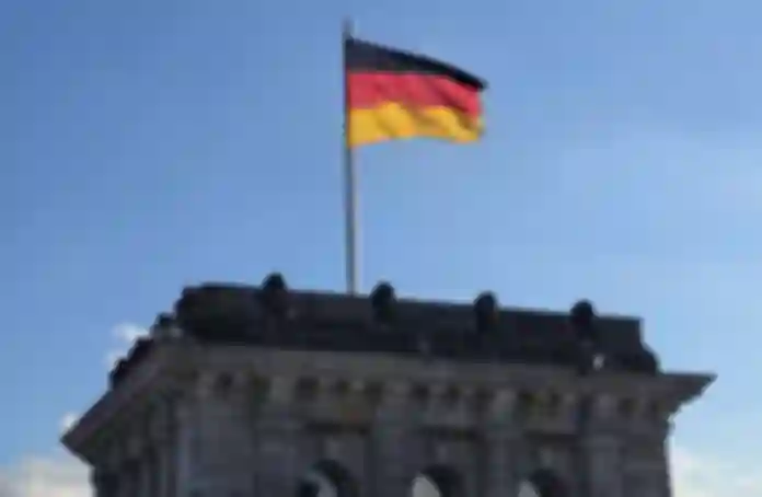 EC Approves €660 Million German State Aid for Chip Investment