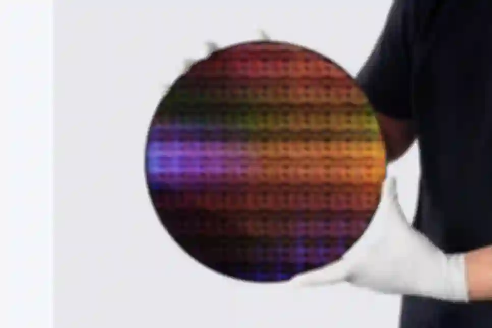 IBM and Siemens Collaborate to Advance Nanostack Architecture