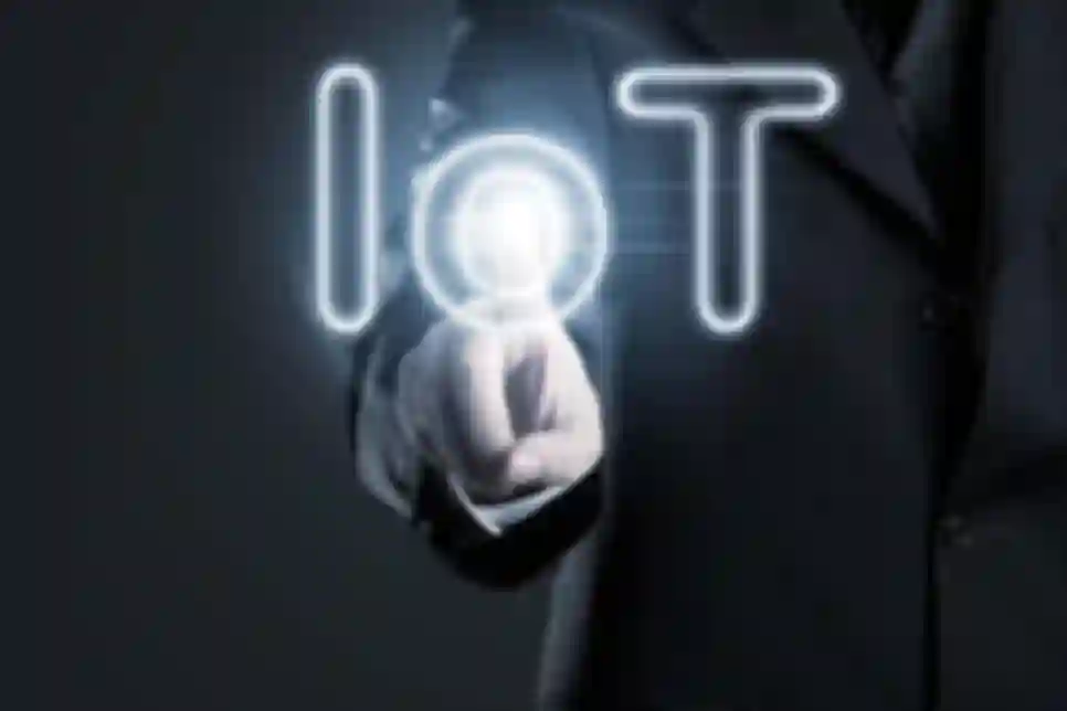 Siemens, IBM and Red Hat Launch Hybrid Cloud Initiative for Industrial IoT