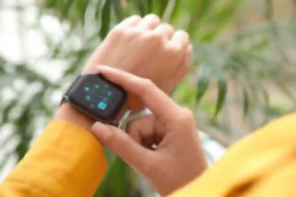 Smartwatches Enter a New Era of Satellite Connectivity