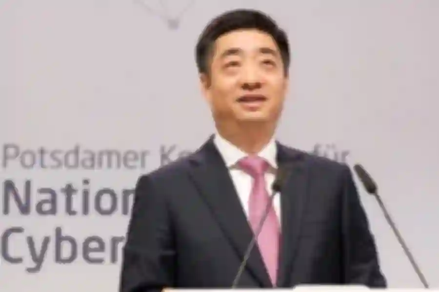 Huawei Woos Tech World With $1.5 Billion and 5G Secrets