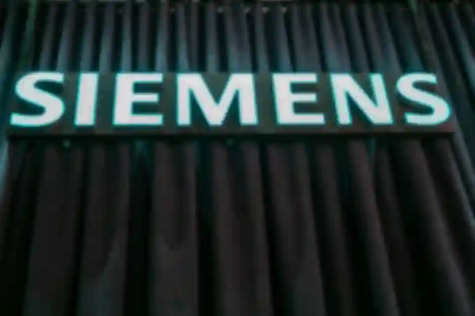 Siemens Reports Record Third-Quarter Results