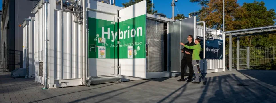 Bosch Puts Its First In-House Electrolyzer into Operation