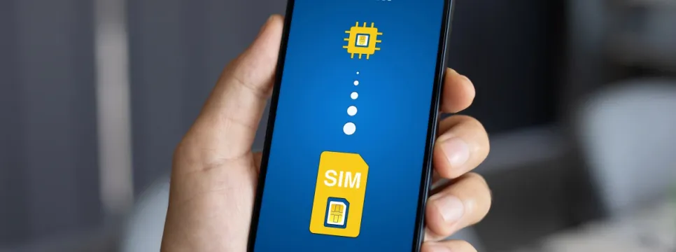 Travel eSIMs Surges 85 Percent in 2025 as a Roaming Alternative