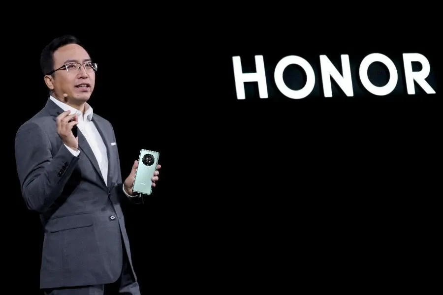 George Zhao Resigned as Honor Boss