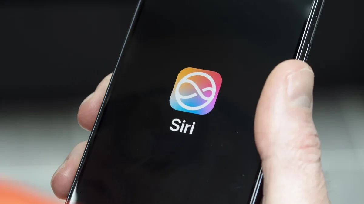 Apple Seeking to Pay for Long-Term Siri AI News Access