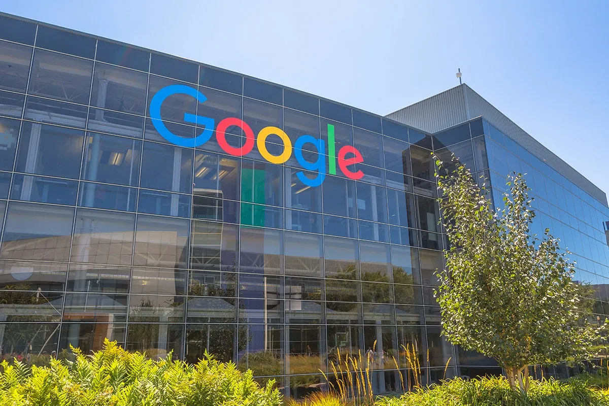 EC Urges Google to Share Search Data