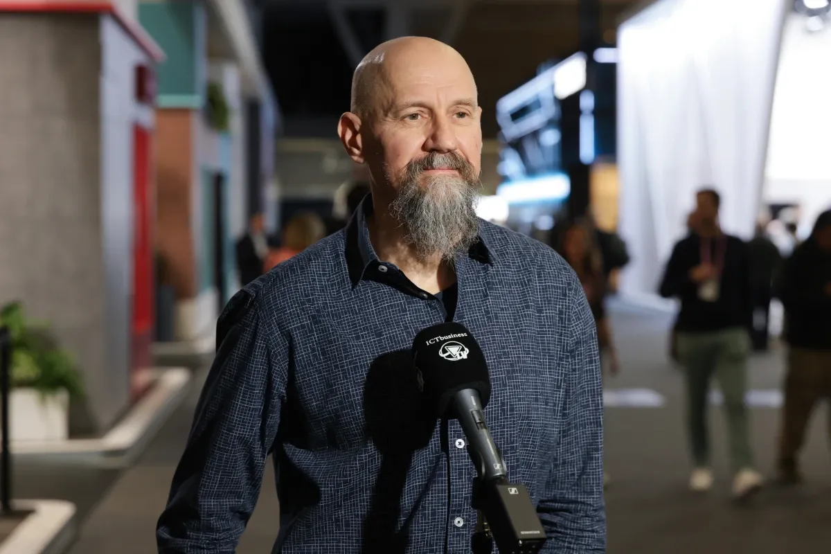 AI Is Moving into the Core of Telecom Networks, but Experts Remain Central to Security and Progress