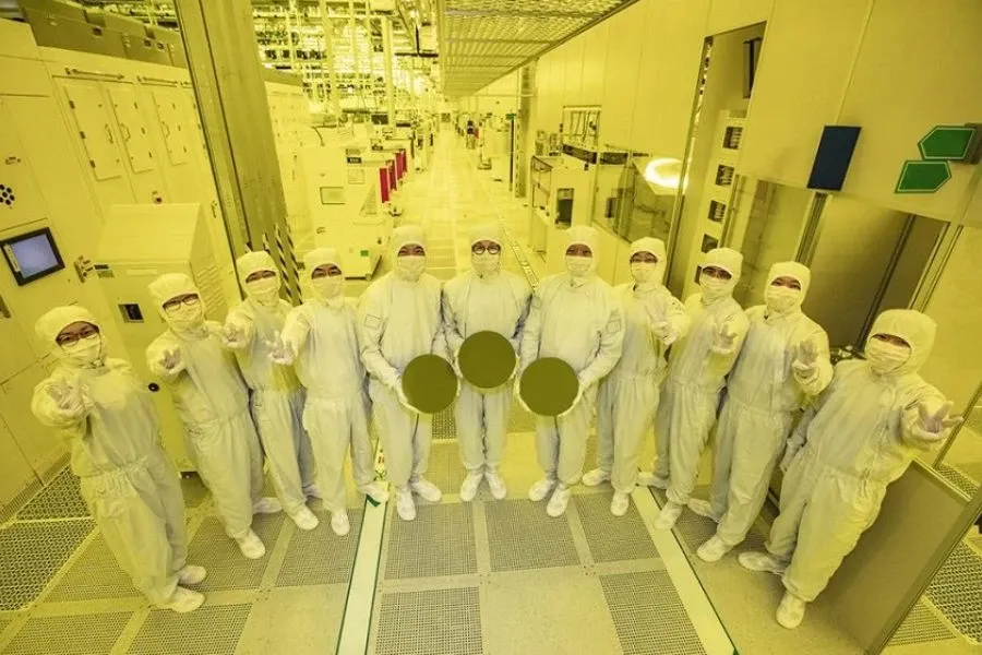 Samsung Begins Chip Production Using 3nm Process Technology