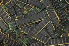 Samsung Reclaims Top Memory Spot in 4Q25