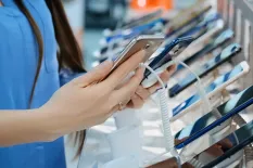 2023 Smartphone Shipments to Hit Lowest Level in Almost a Decade