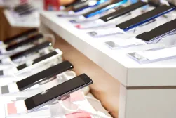 European Smartphone Market Dropped 2 Percent in 1Q25