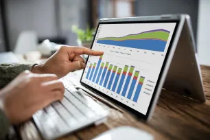 IDC Decreases Its Smartphone Forecast; Ups PC Expectations