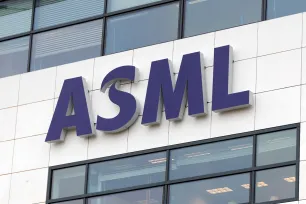 ASML Reports Strong Growth in Q1