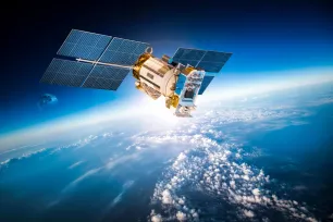Eutelsat Signs €1 Billion Deal with French Army