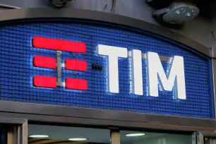 TIM Finalized €700 Million Sparkle Sale