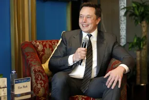 Musk Attacks Advertisers, Curses Them for Boycotting X