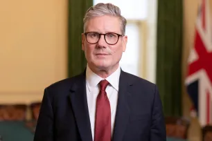 UK to Tighten Regulation on AI and Social Media