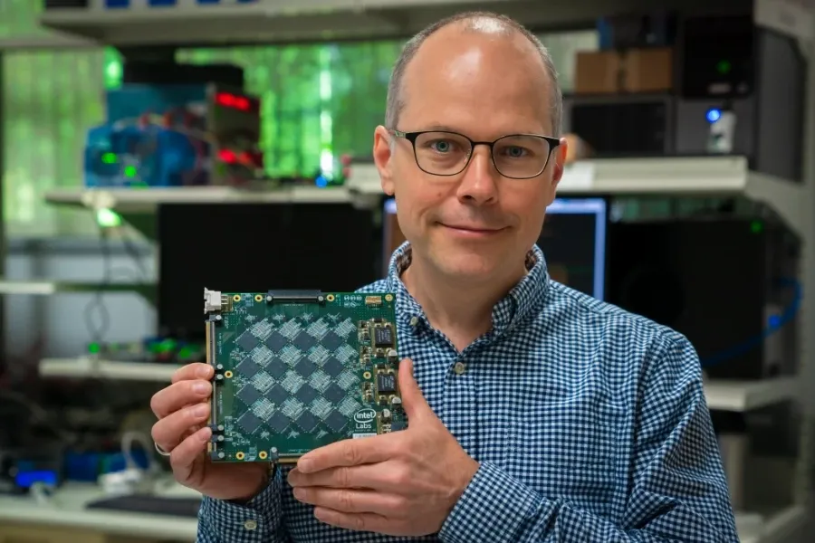 Intel’s Neuromorphic System Delivers Breakthrough Results in Research Tests