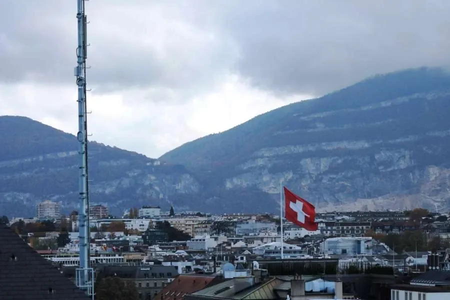 Ericsson and Swisscom Get 5G Ready for Business