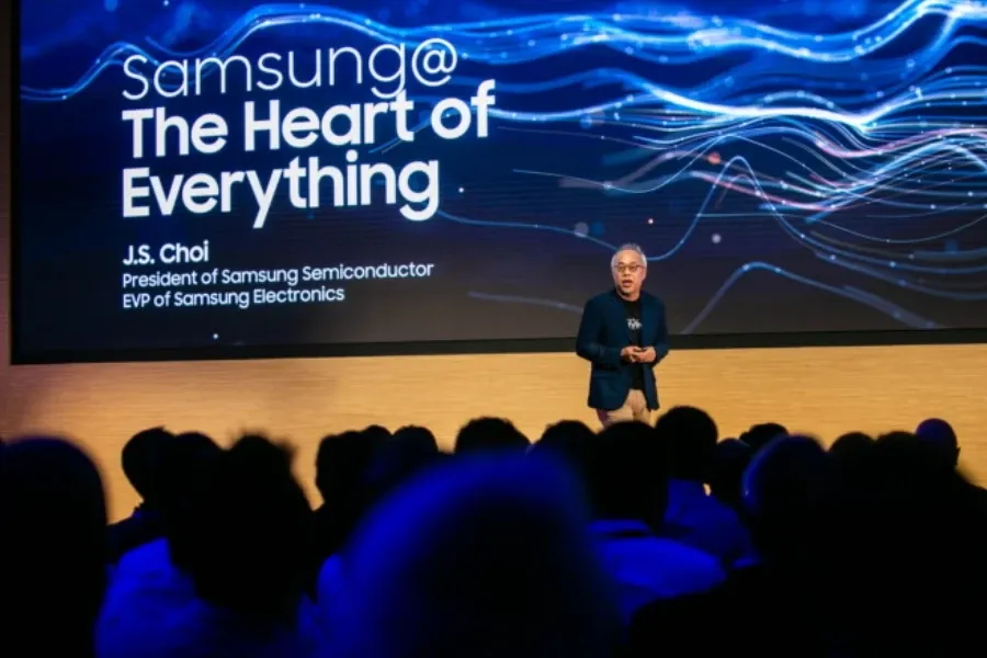 Samsung Debuts Semiconductor Innovations