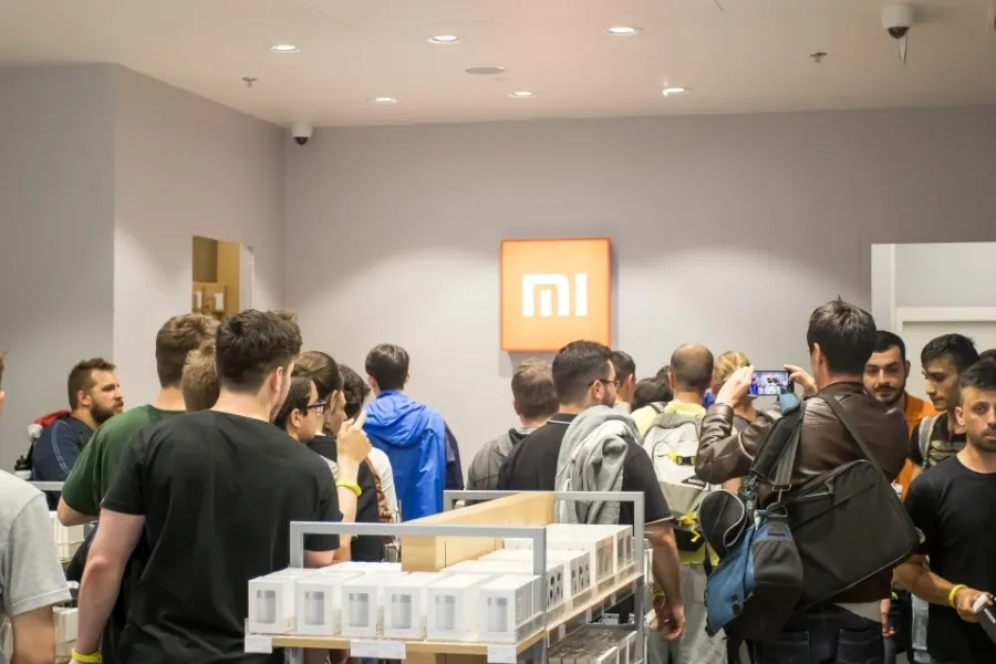 Xiaomi Eyes $725 Million Expansion to Stave Off Huawei in China