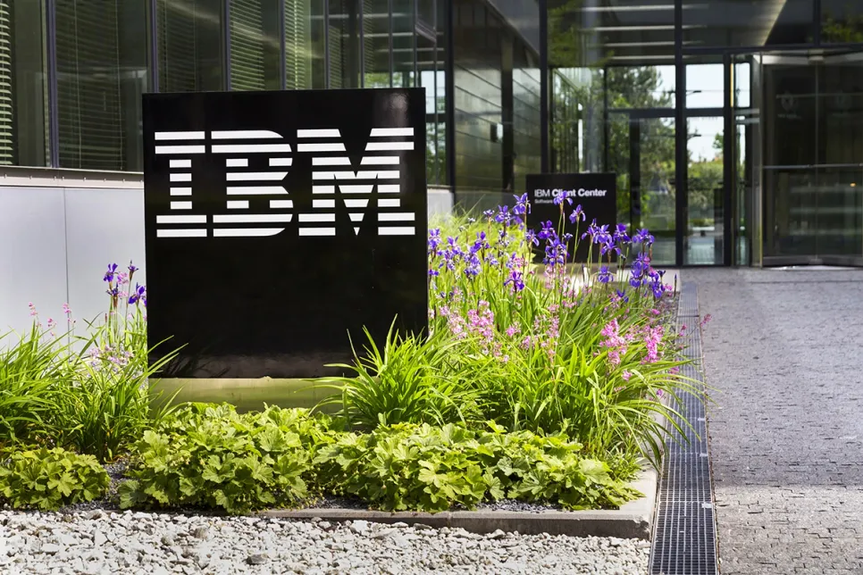 IBM Profits Top Estimates, Revenue Misses
