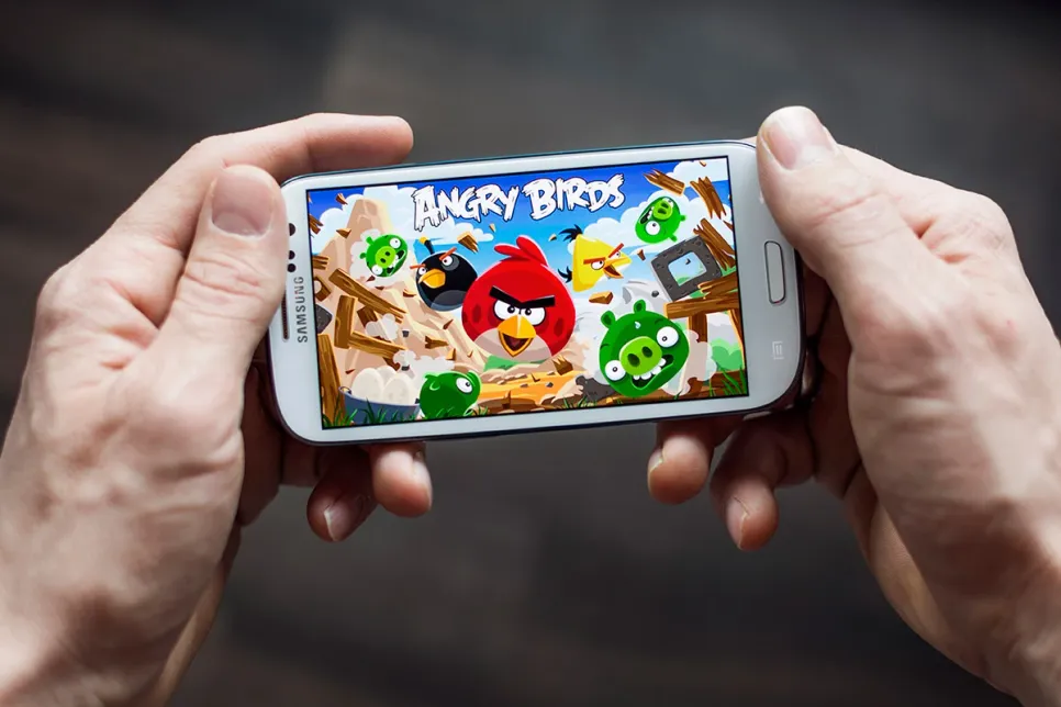 Angry Birds Maker Seeks Backers for Netflix of Games Service