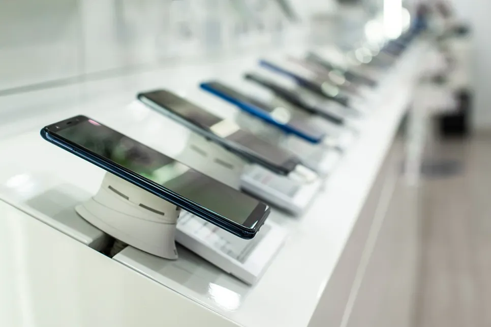 Smartphone Shipments Rebound with 7.1 Percent Growth in 2024