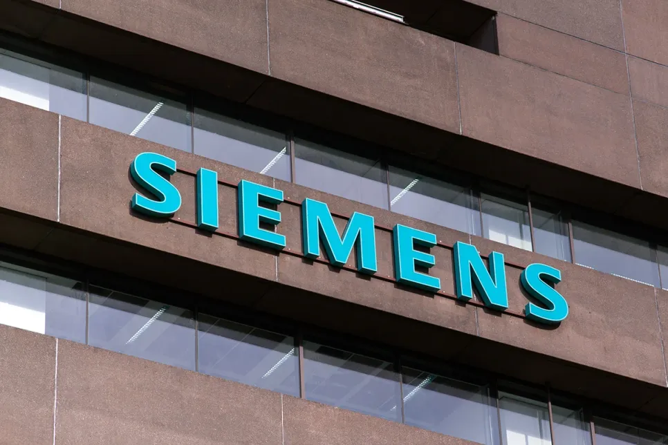 Siemens Beats Earnings Forecasts