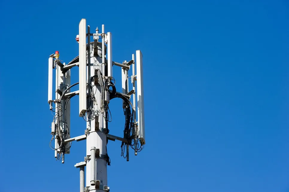 Telefonica Goes on with Plans to Sell Tower Business in Germany