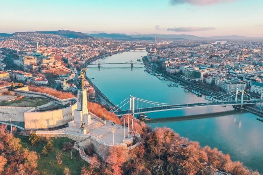 Ericsson and Magyar Telekom Launch Commercial 5G in Hungary