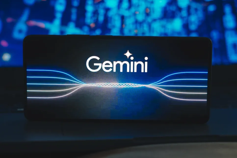 Apple Considering Turning to Gemini AI in Siri Reboot