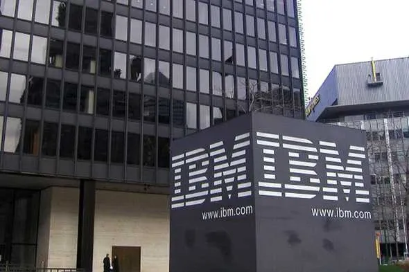 IBM Beats Sales Estimates, Buoyed by Growth in Software Products