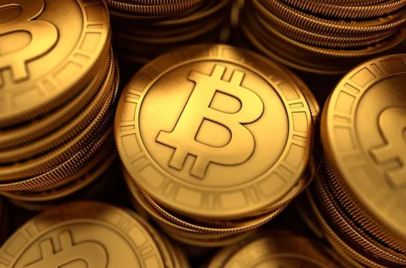 Bitcoin Hurtles Past $8,000
