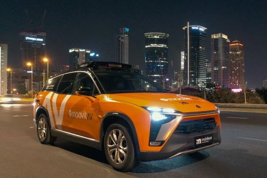 Mobileye Unveils Autonomous Taxi Vehicle