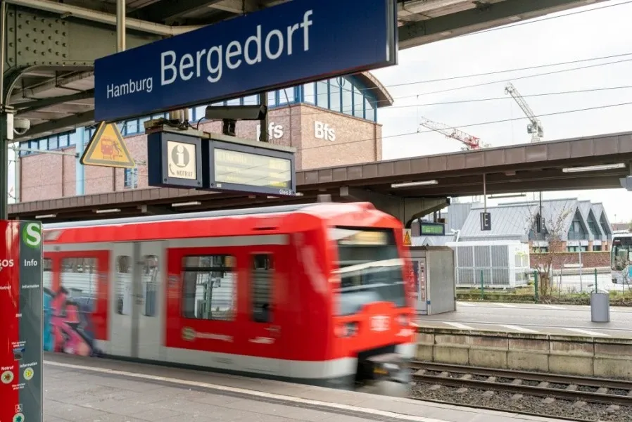 DB and Siemens Present the First Automatic Train