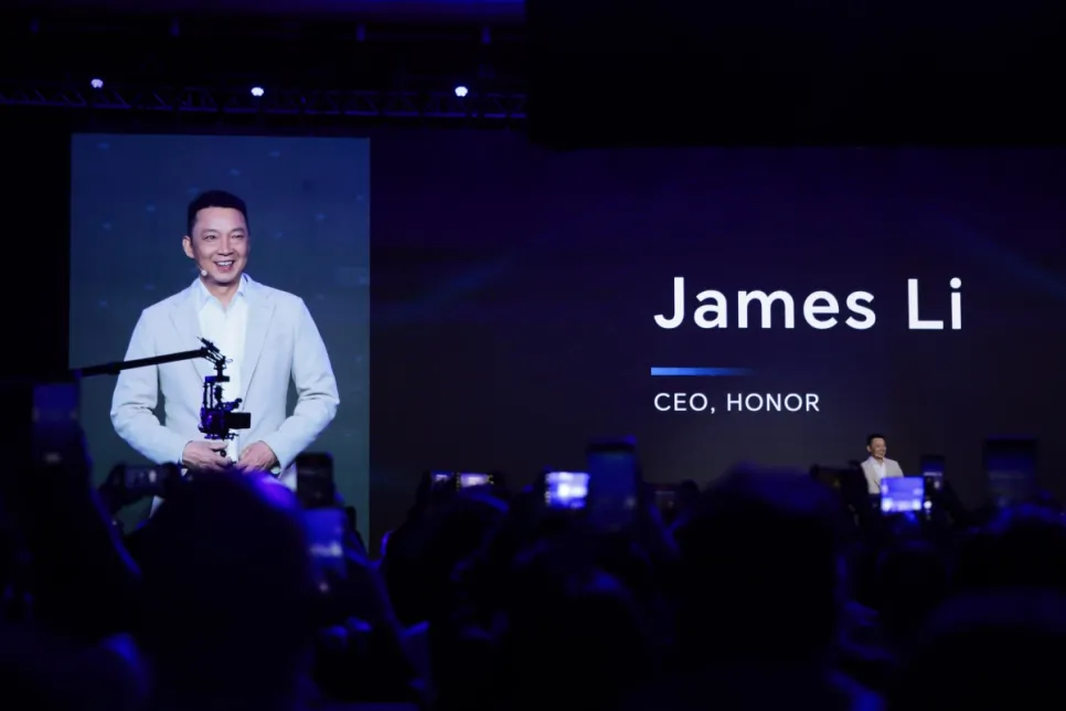 Honor Announces $10 Billion Investment into AI Expansion